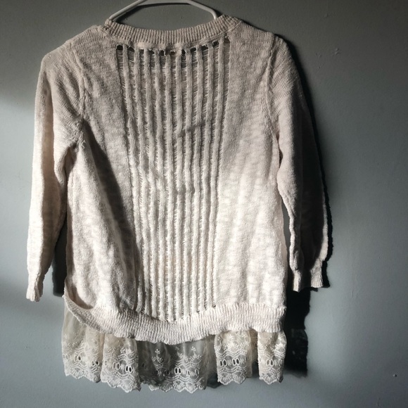 Mossimo White Sweater with Cream Lace Trim! 3/$20 - Picture 3 of 4